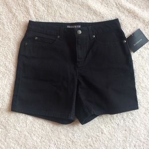 NWT Liz Claiborne Replenishment shorts